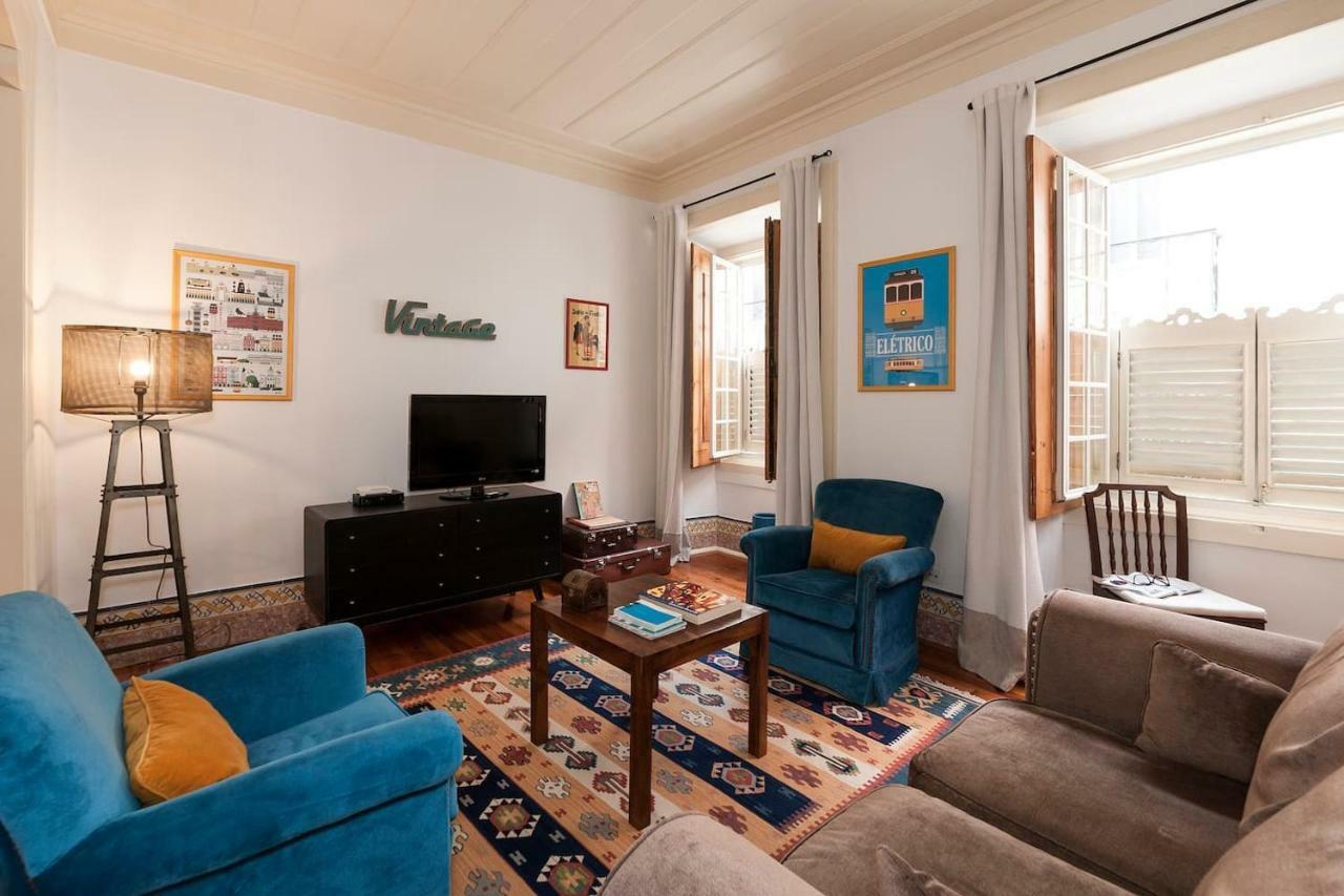Quiet 2 Bedroom Apartment With Private Patio Next To Avenida Da Liberdade Lisboa Exterior foto