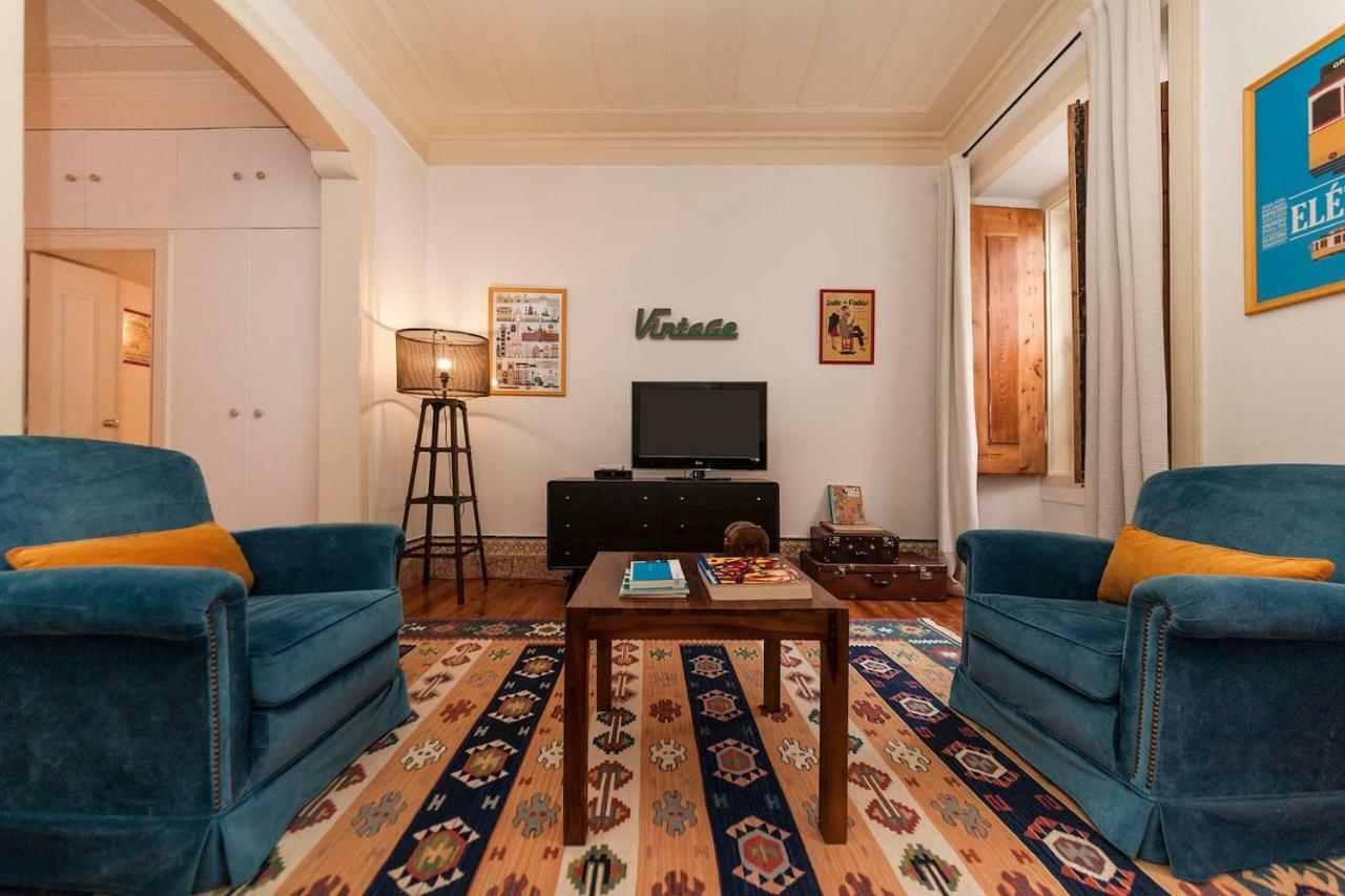 Quiet 2 Bedroom Apartment With Private Patio Next To Avenida Da Liberdade Lisboa Exterior foto